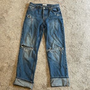 FREE PEOPLE RIPPED STRAIGHT LEG DENIM